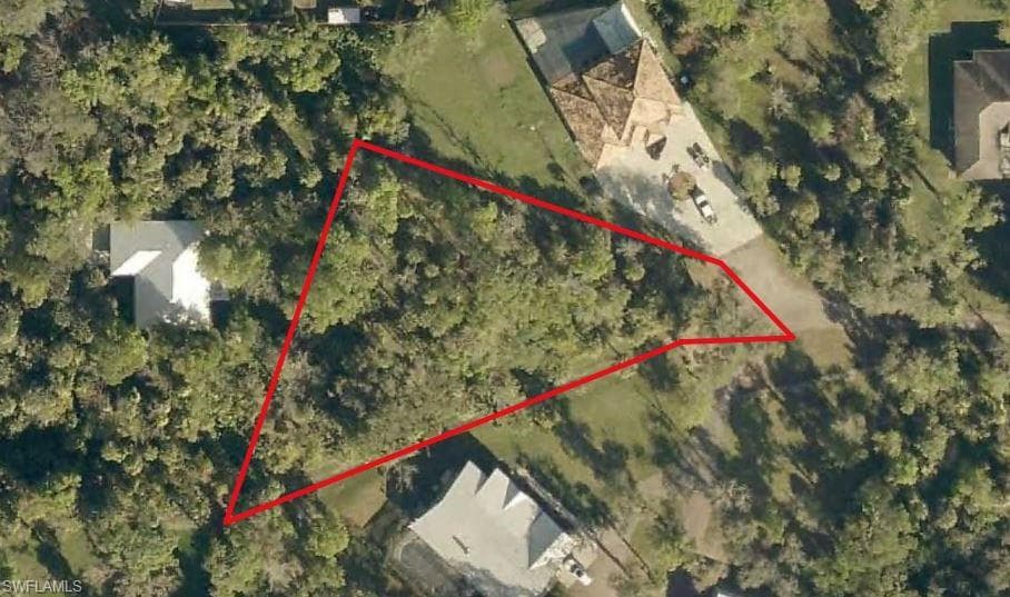 1210 Harmony TRL LABELLE, FL 33935