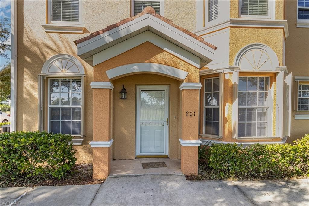 1854 Concordia Lake CIR 801 CAPE CORAL, FL 33909