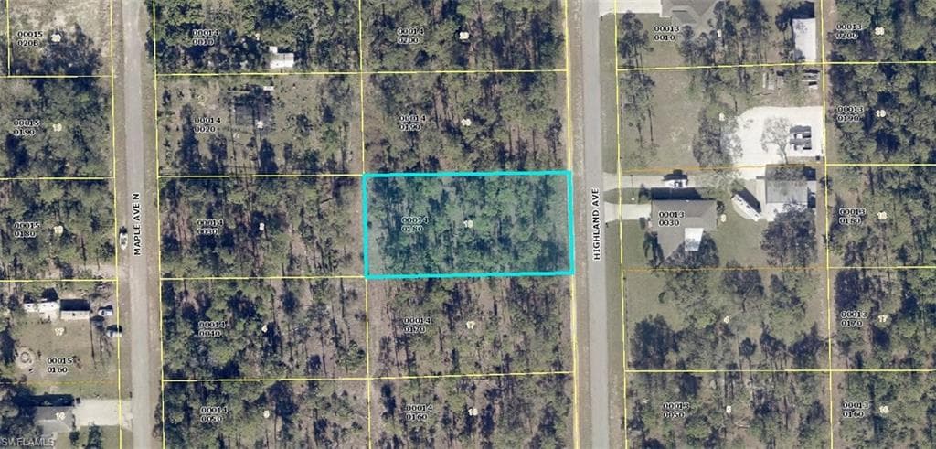1715 Highland AVE LEHIGH ACRES, FL 33972