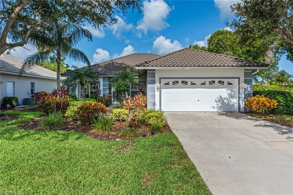 7157 Falcons Glen BLVD NAPLES, FL 34113