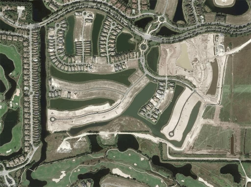 3272 Kumamoto LN NAPLES, FL 34114
