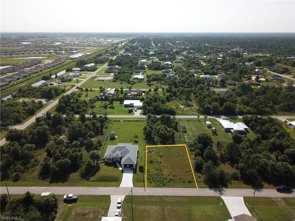 6150 Hughes AVE FORT MYERS, FL 33905