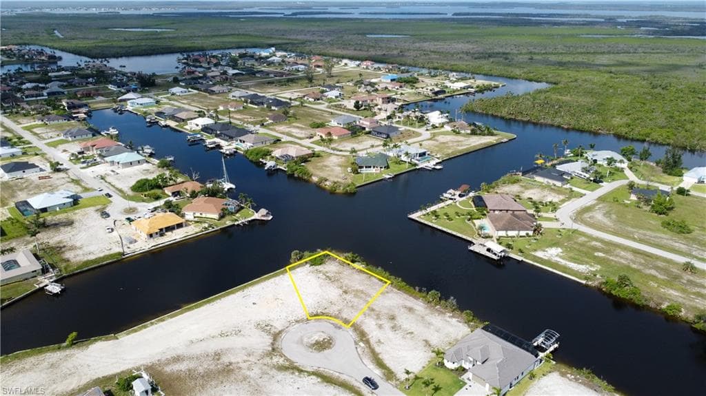 1418 NW 40th PL CAPE CORAL, FL 33993