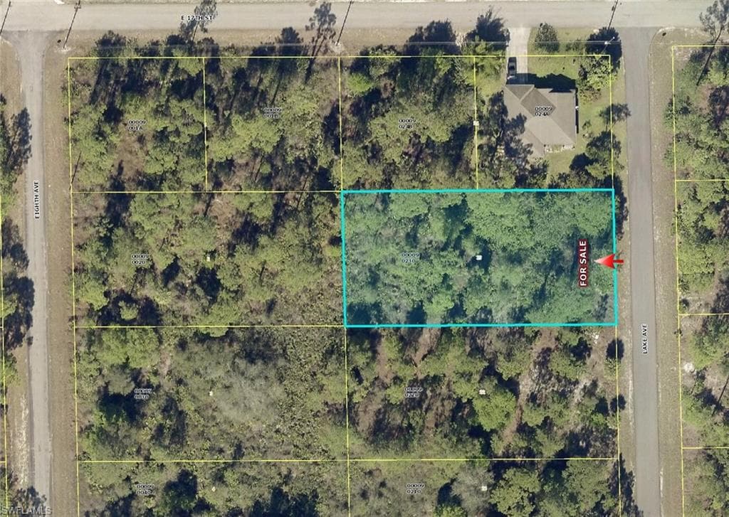 1671 Lake AVE LEHIGH ACRES, FL 33972