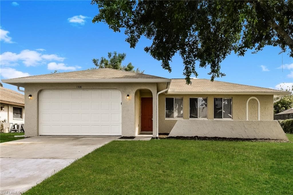 1308 SE 32nd TER CAPE CORAL, FL 33904