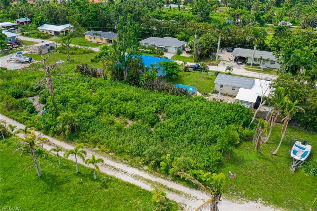 7485 Cares Away Park CIR BOKEELIA, FL 33922