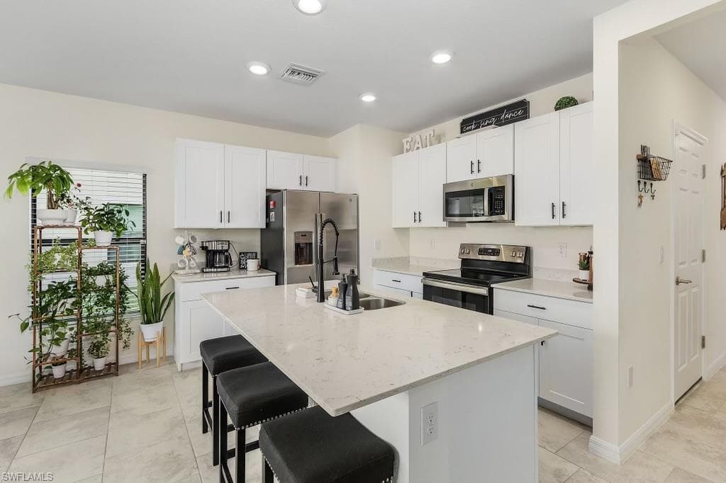 14004 Oviedo PL FORT MYERS, FL 33905