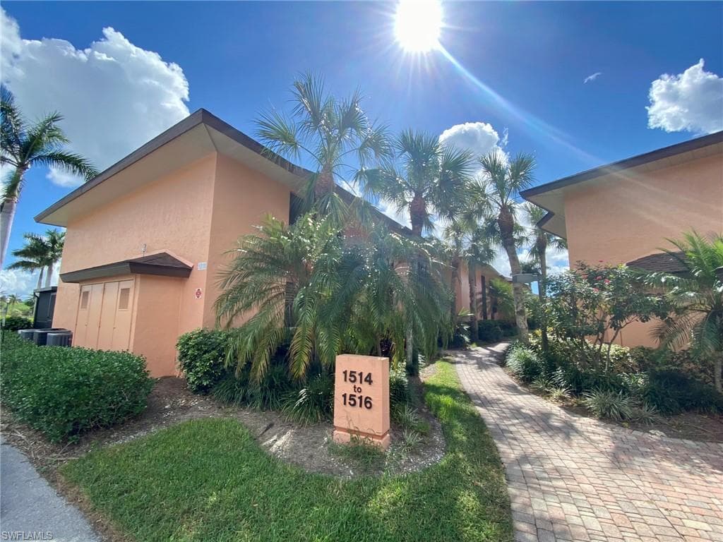1516 Mainsail DR 2 NAPLES, FL 34114