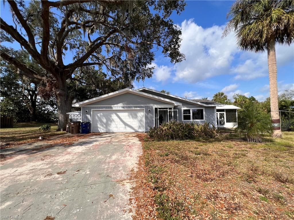 14801 Riverview CT FORT MYERS, FL 33905
