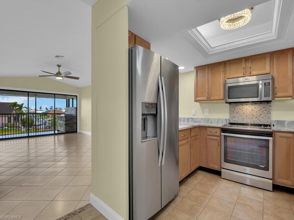 808 Cape Coral PKWY W 201 CAPE CORAL, FL 33914