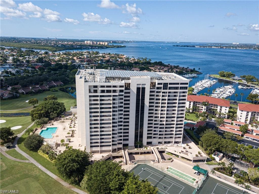 5260 S Landings DR 809 FORT MYERS, FL 33919