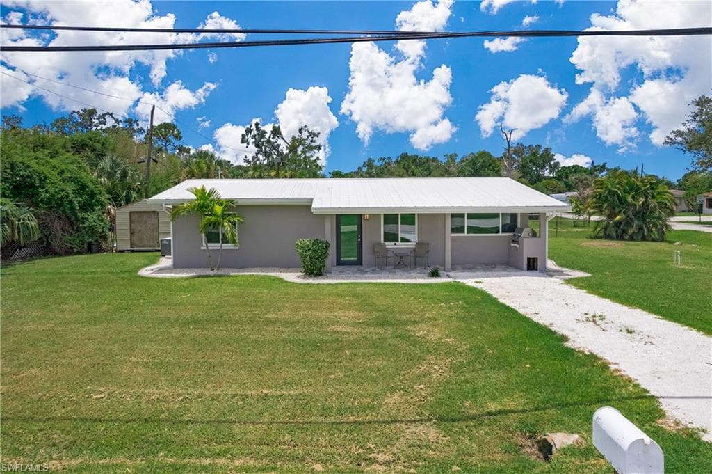 1144 Donald RD NORTH FORT MYERS, FL 33917