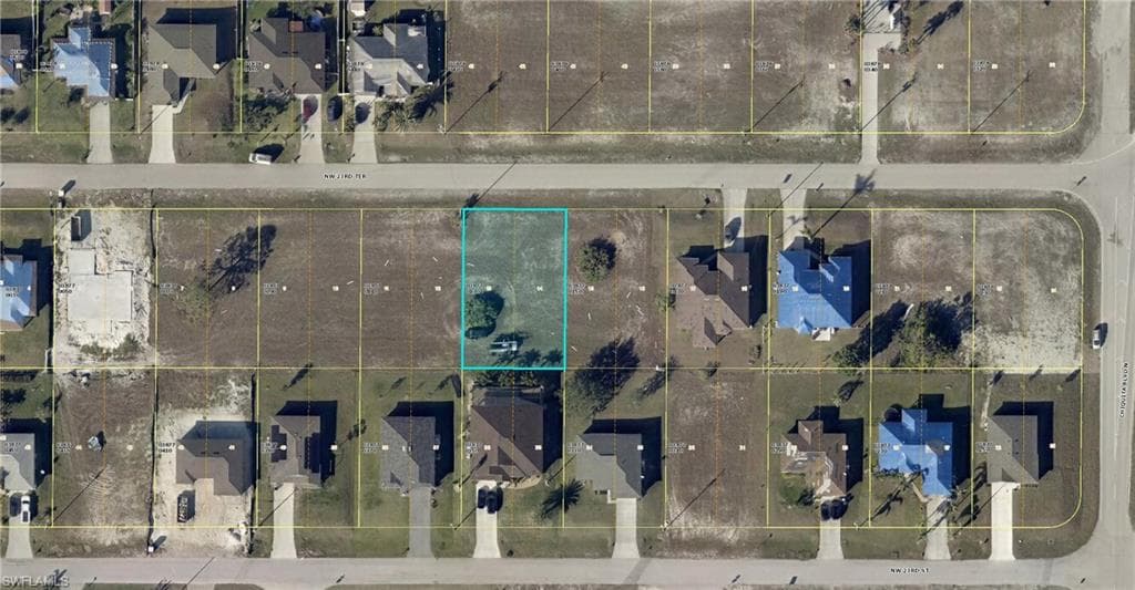 1620 23rd TER CAPE CORAL, FL 33993