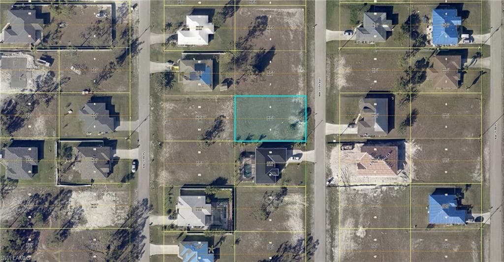 2828 27th AVE CAPE CORAL, FL 33993