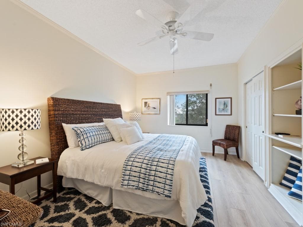 900 Arbor Lake DR 9-506 NAPLES, FL 34110