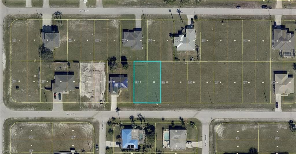 1709 4th TER CAPE CORAL, FL 33993