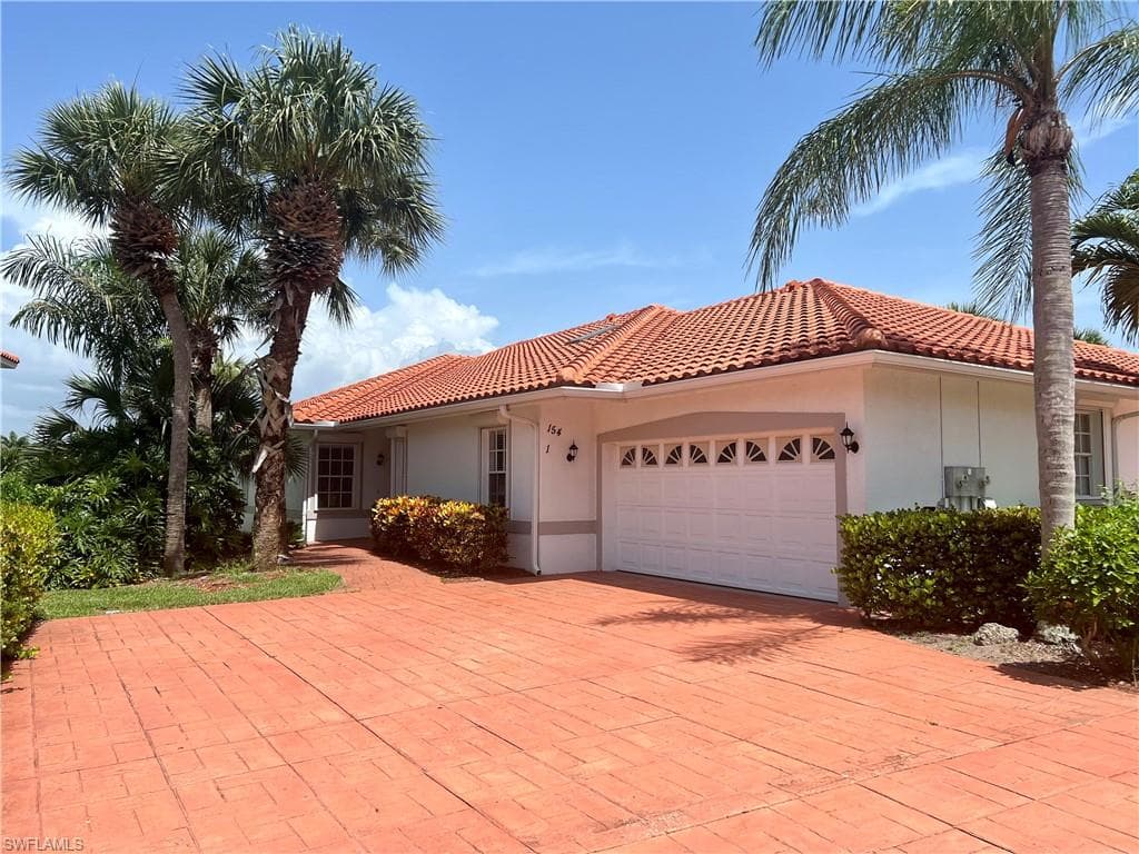 154 Gabriel CIR 4001 NAPLES, FL 34104