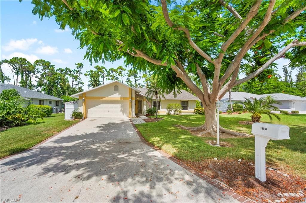 18944 Pine Run LN FORT MYERS, FL 33967