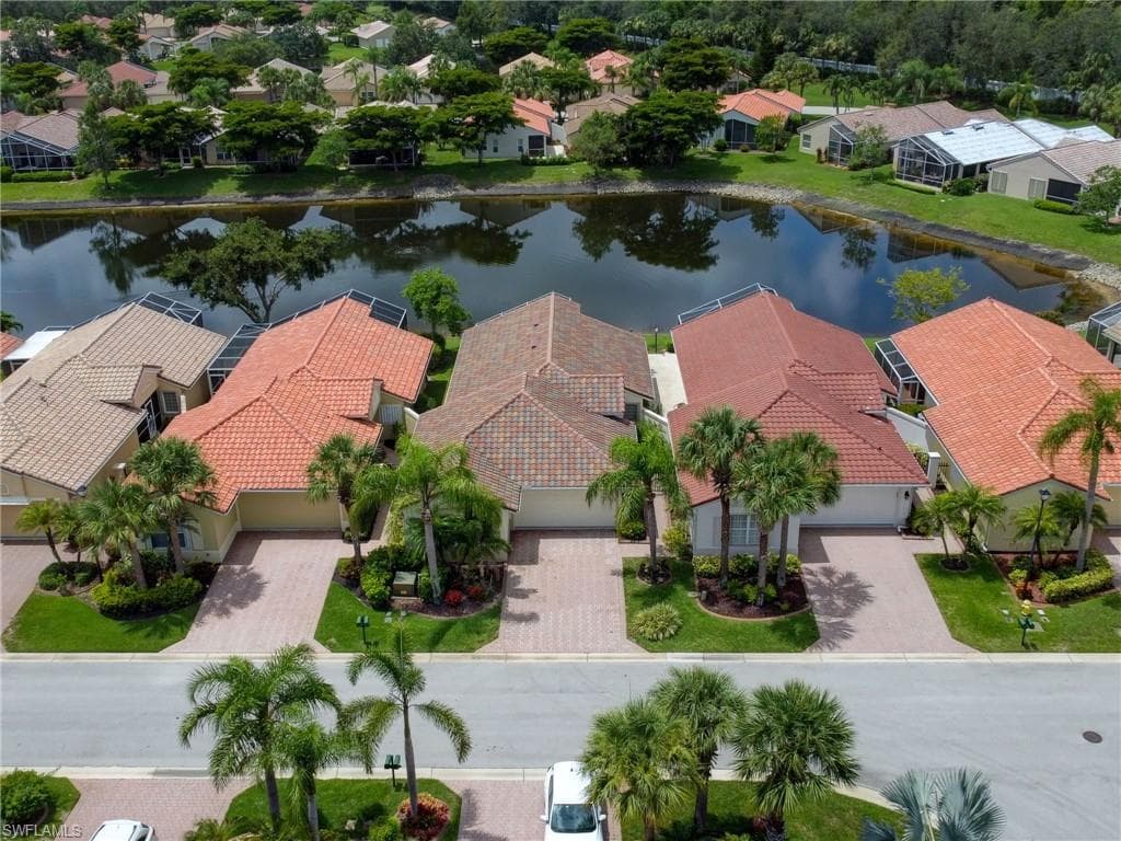 8853 Cascades Isle BLVD ESTERO, FL 33928