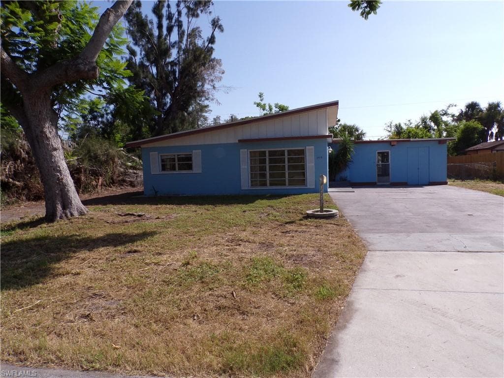 164 Tradewinds DR NW PORT CHARLOTTE, FL 33952