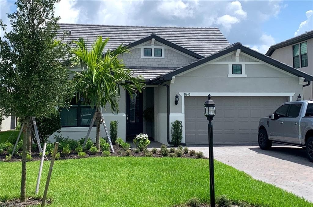 19640 Beechcrest PL ESTERO, FL 33928
