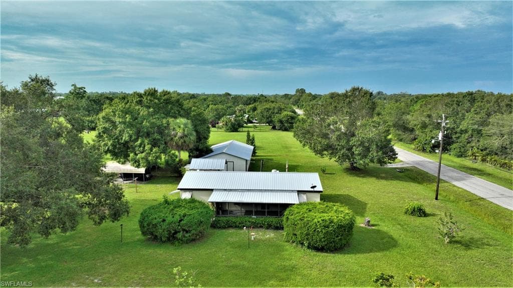 3831 Fort Simmons AVE FORT DENAUD, FL 33935