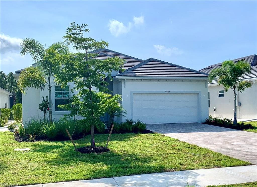14009 Blue Bay CIR FORT MYERS, FL 33913