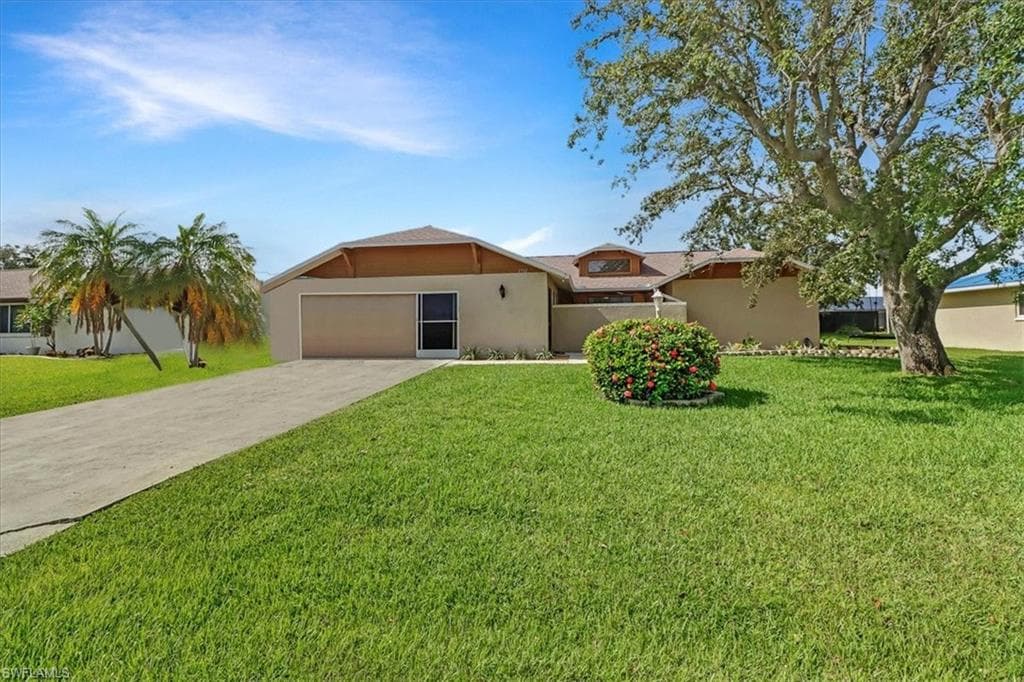 1712 SE 1st ST CAPE CORAL, FL 33990