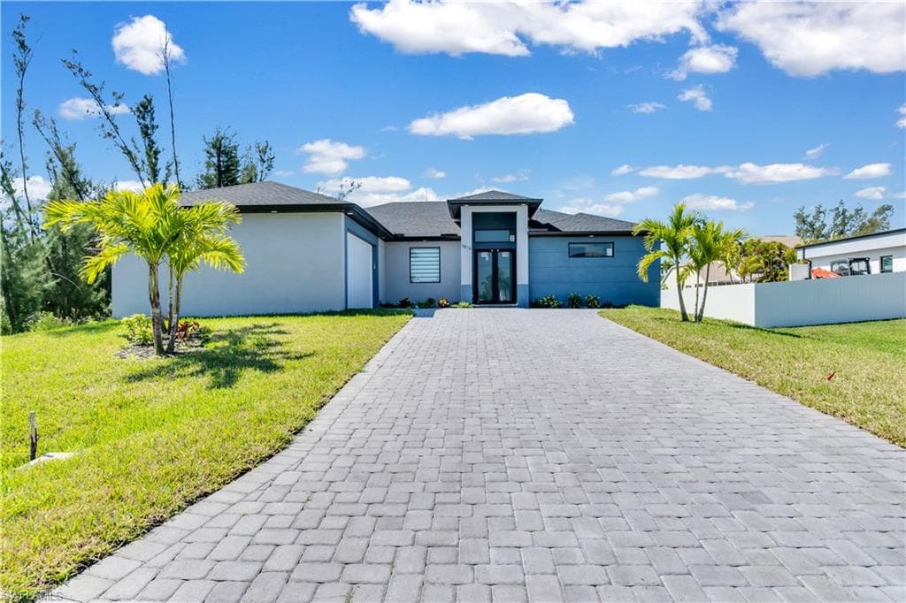 3814 SW 2nd LN CAPE CORAL, FL 33991