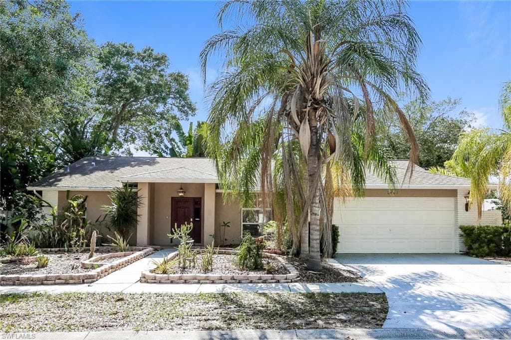 2444 Briar Oak CIR SARASOTA, FL 34232