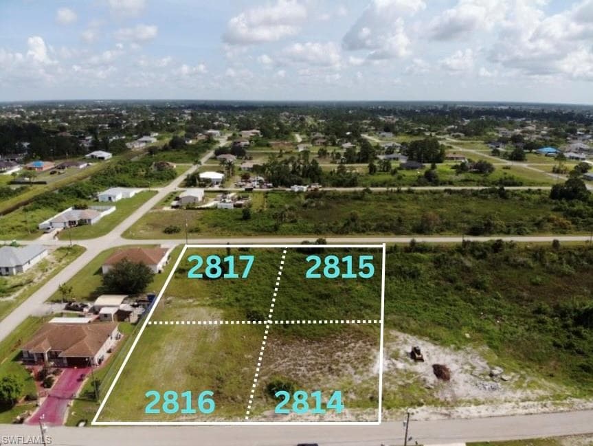 2815 21st ST SW LEHIGH ACRES, FL 33976