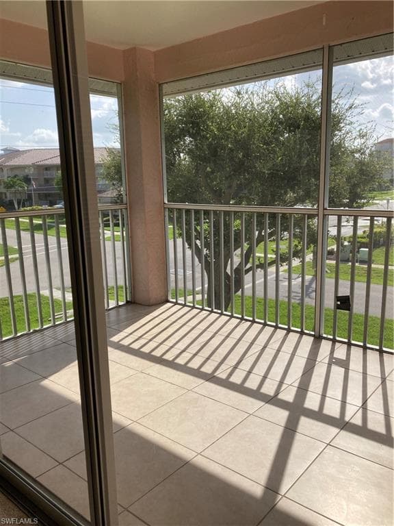 960 Huron CT I-12 MARCO ISLAND, FL 34145