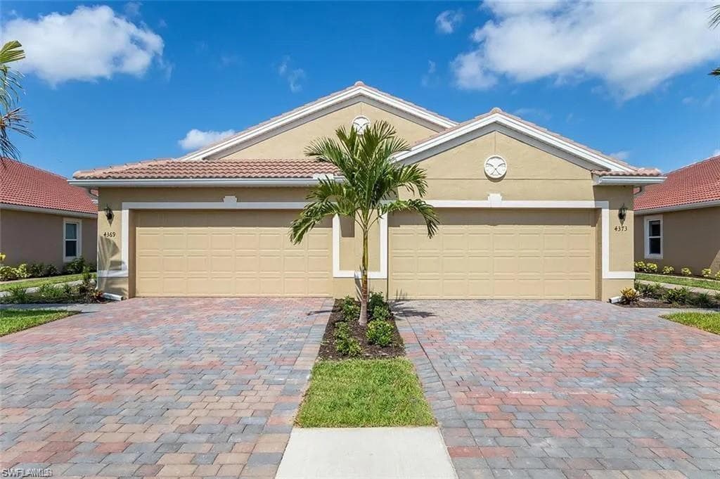 4369 Dutchess Park RD FORT MYERS, FL 33916