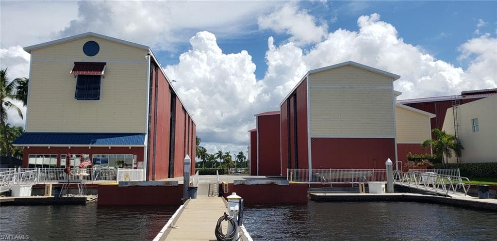 750 River Point DR NAPLES, FL 34102