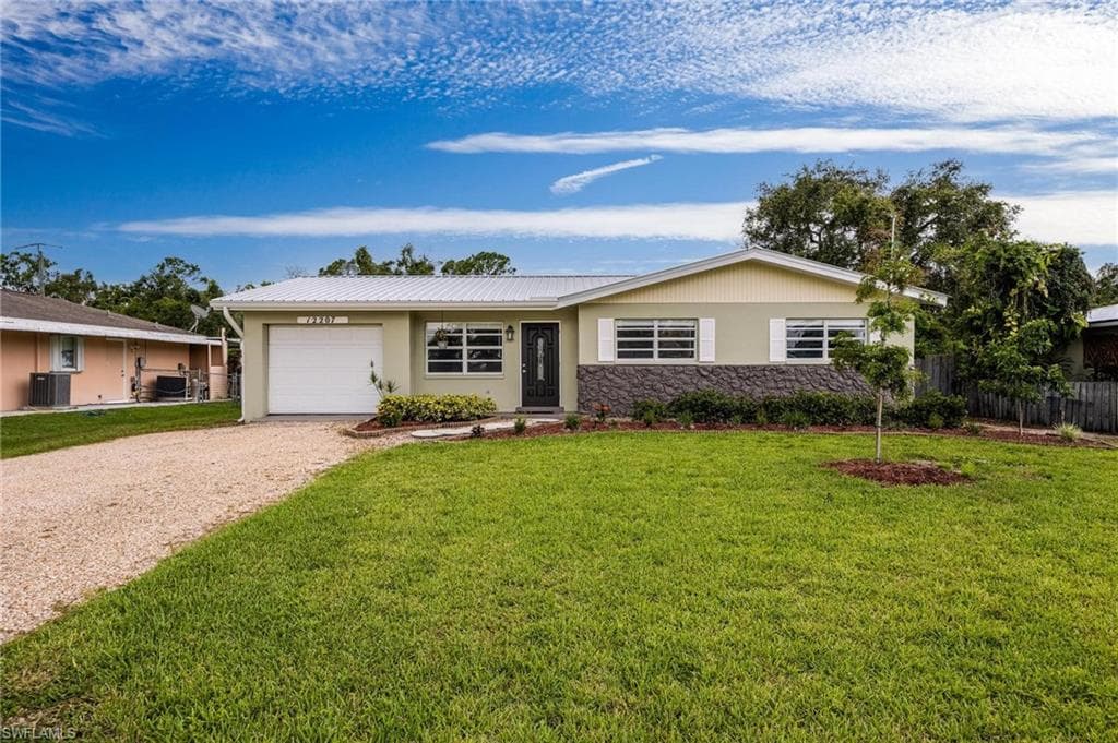 12207 De Moya DR FORT MYERS, FL 33905