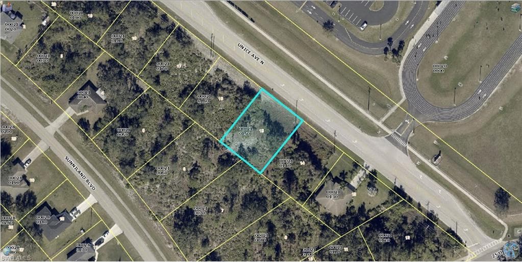 1813 Unice AVE N LEHIGH ACRES, FL 33971