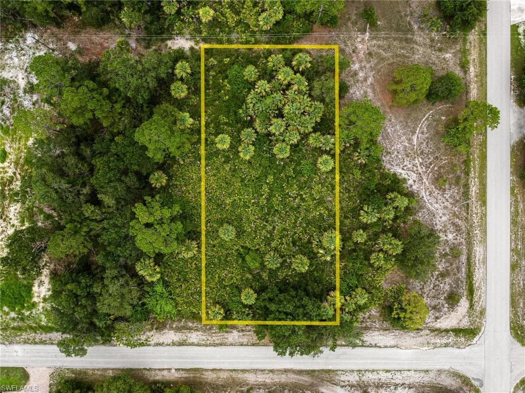 1402 Columbus AVE LEHIGH ACRES, FL 33972