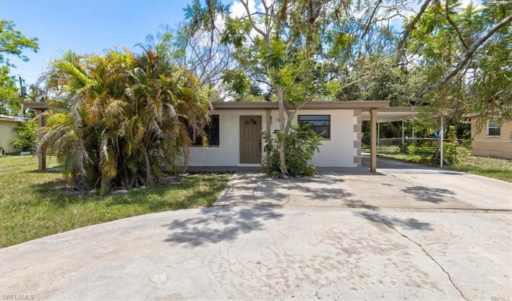 1533 Brookhill DR FORT MYERS, FL 33916