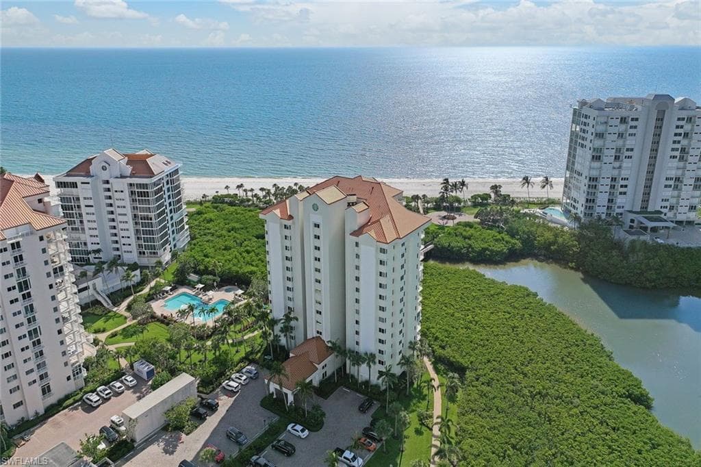 50 Seagate DR 203 NAPLES, FL 34103
