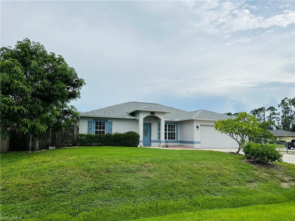 9016 Shaddock RD W FORT MYERS, FL 33967
