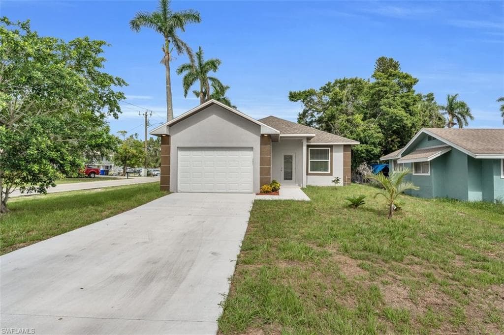 760 Oleander AVE FORT MYERS, FL 33916