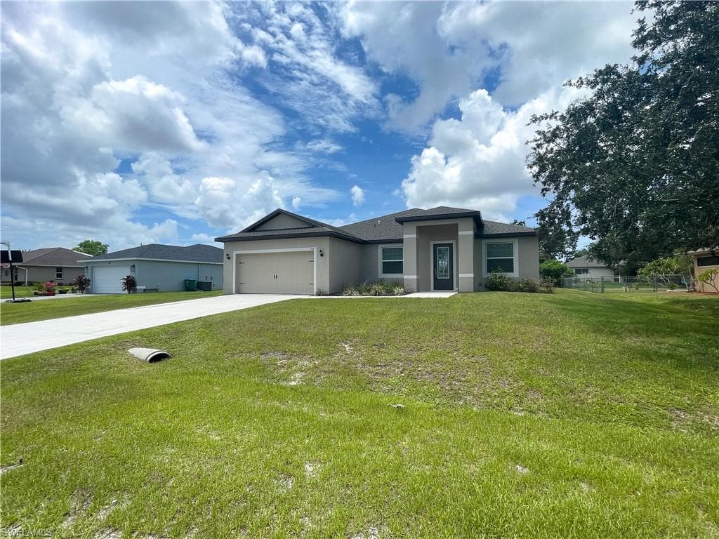 122 NE 10th PL CAPE CORAL, FL 33909