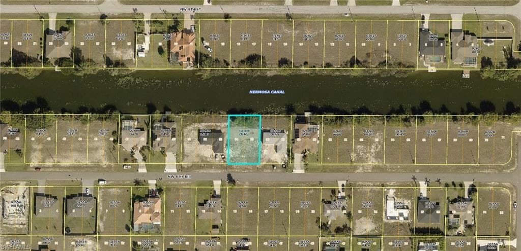 413 NW 8th TER CAPE CORAL, FL 33993