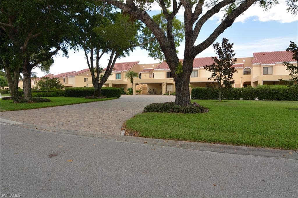 649 Beachwalk CIR C-103 NAPLES, FL 34108