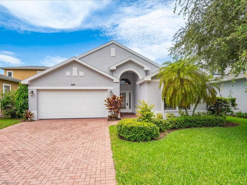 3705 Weymouth CIR NAPLES, FL 34112
