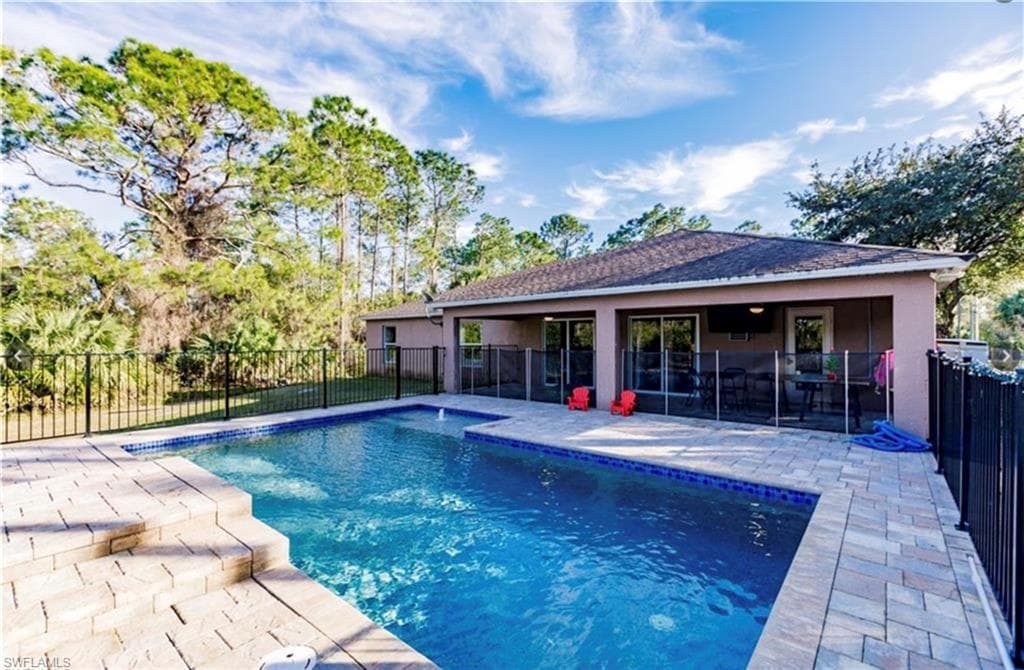 2011 18th AVE NE NAPLES, FL 34120