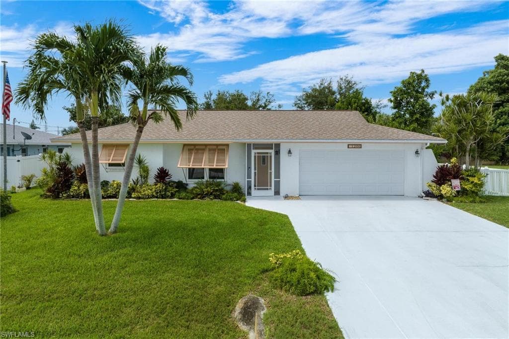 1206 SE 27th TER CAPE CORAL, FL 33904