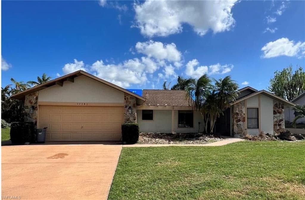 17585 Taylor DR FORT MYERS, FL 33908