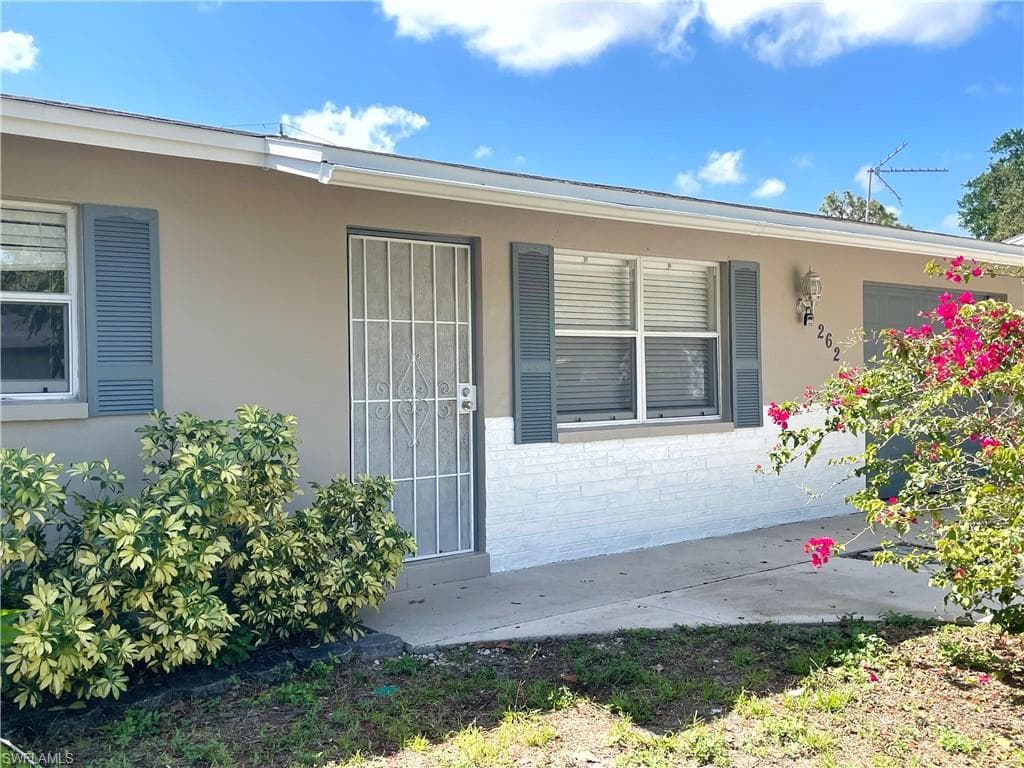 262 Dover DR NORTH FORT MYERS, FL 33917