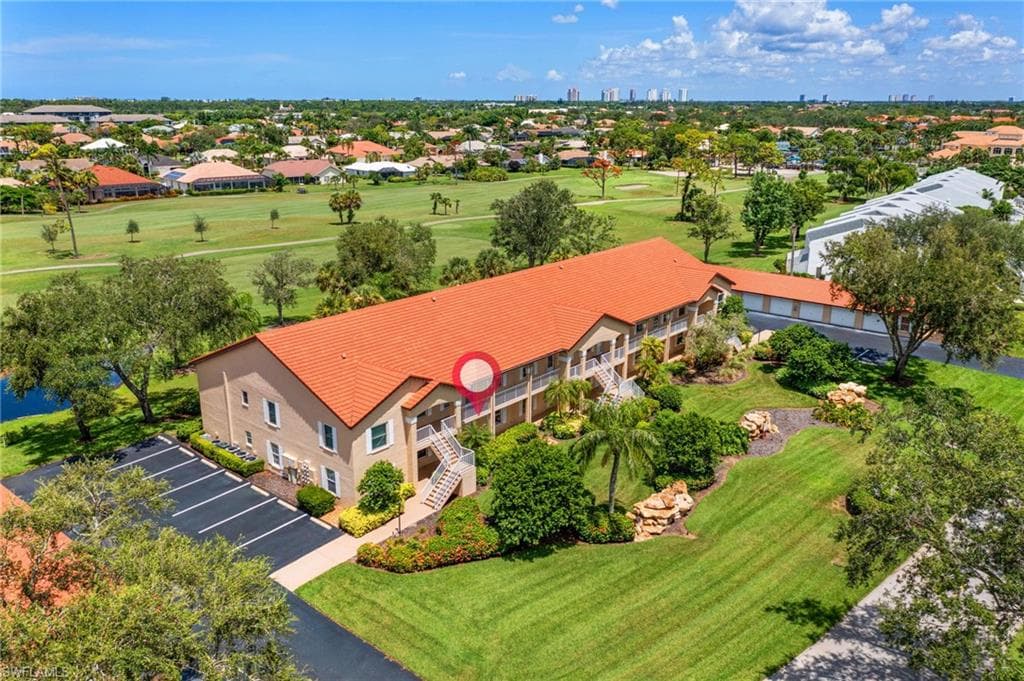 9851 Costa Mesa LN 305 BONITA SPRINGS, FL 34135